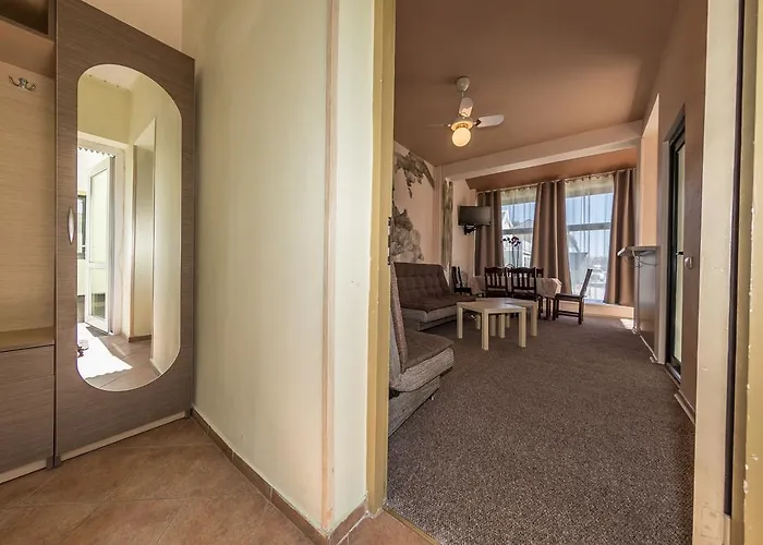 Medziotoju Kiemelis Гостьовий будинок Паланга