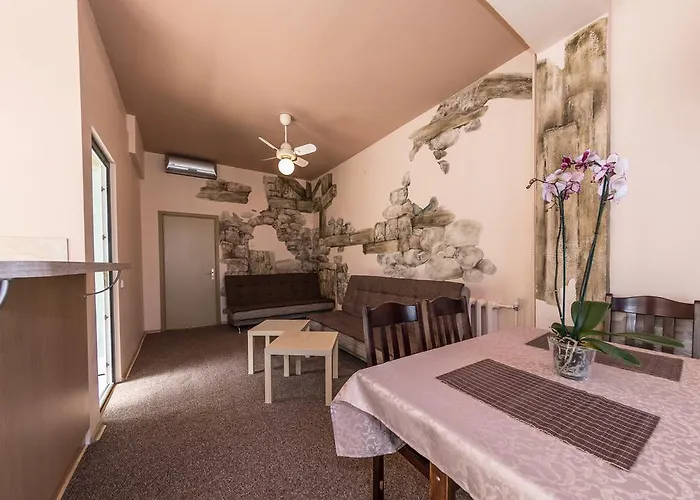 Medziotoju Kiemelis 3*